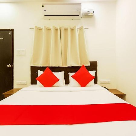 Oyo Flagship 30861 Hotel Velocity Vijay Nagar Indore Bagian luar foto