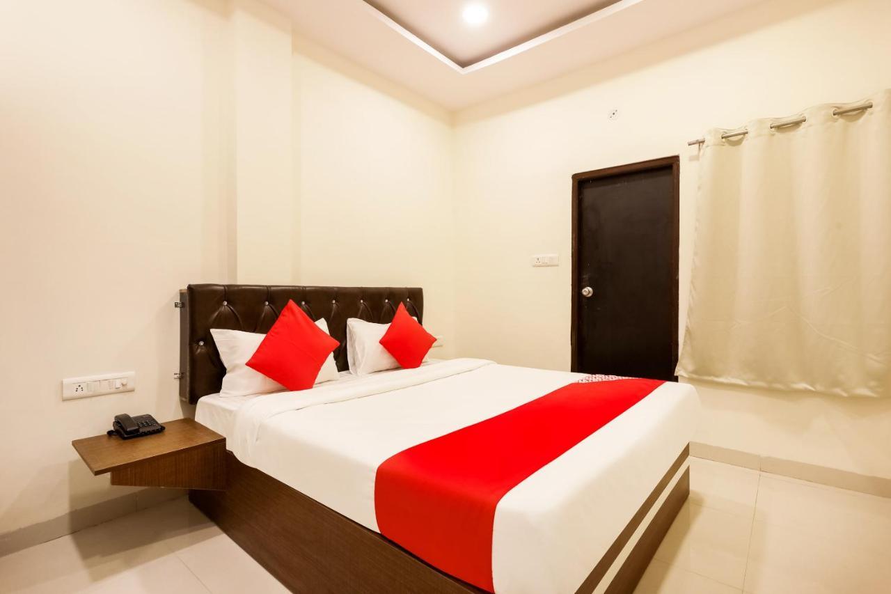 Oyo Flagship 30861 Hotel Velocity Vijay Nagar Indore Bagian luar foto